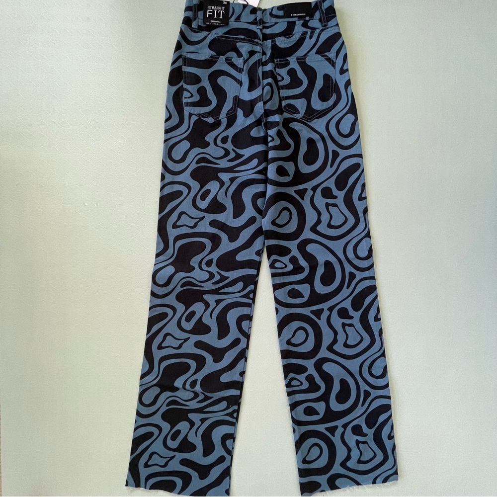 NWT Stradivarius Printed Blue Retro Print Dad Jeans Sz 4 Tall - Picture 6 of 14